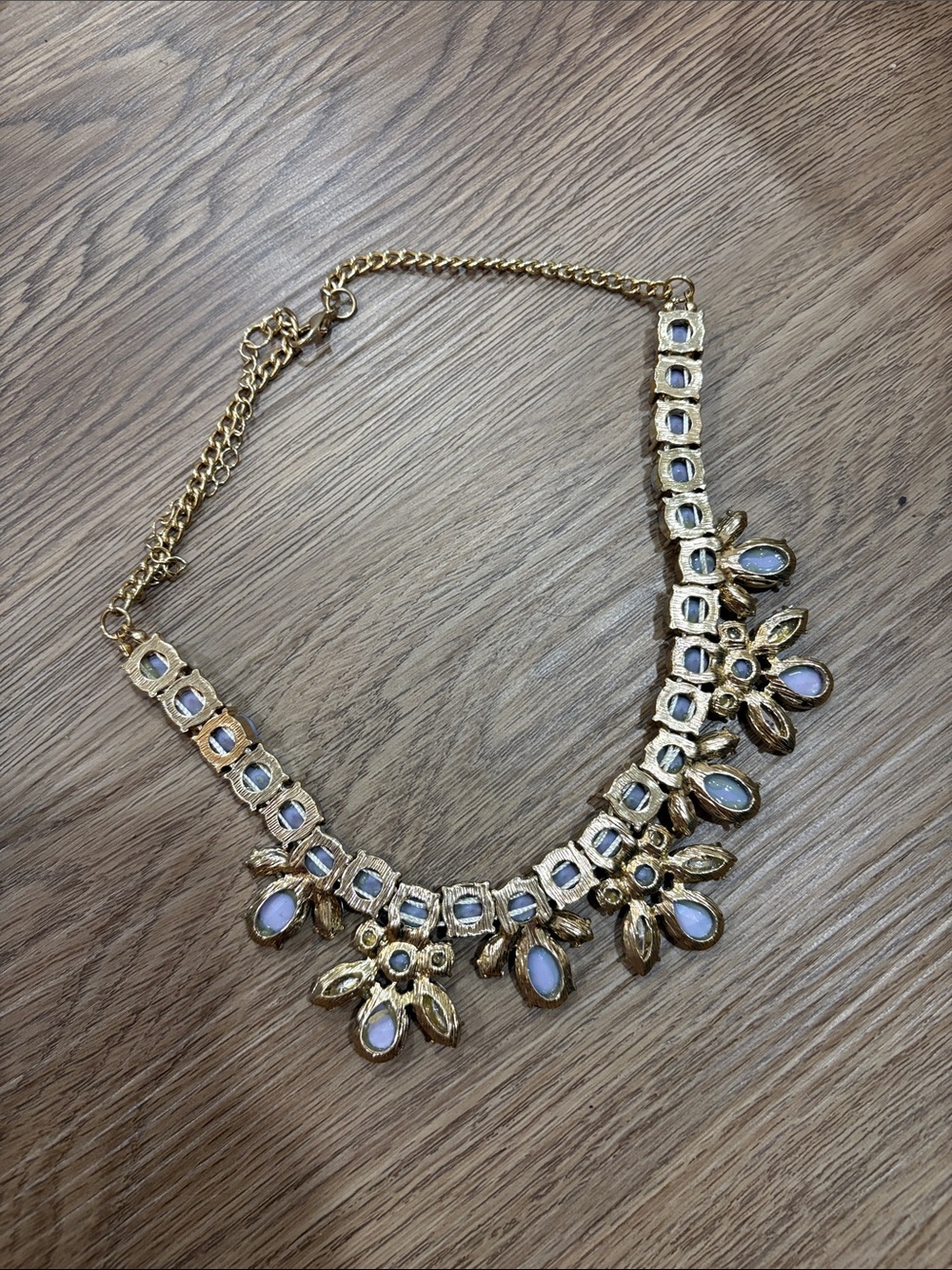 20-Gold Chain Lilac Statement Necklace with Crystal Accents - Picture 2 of 2